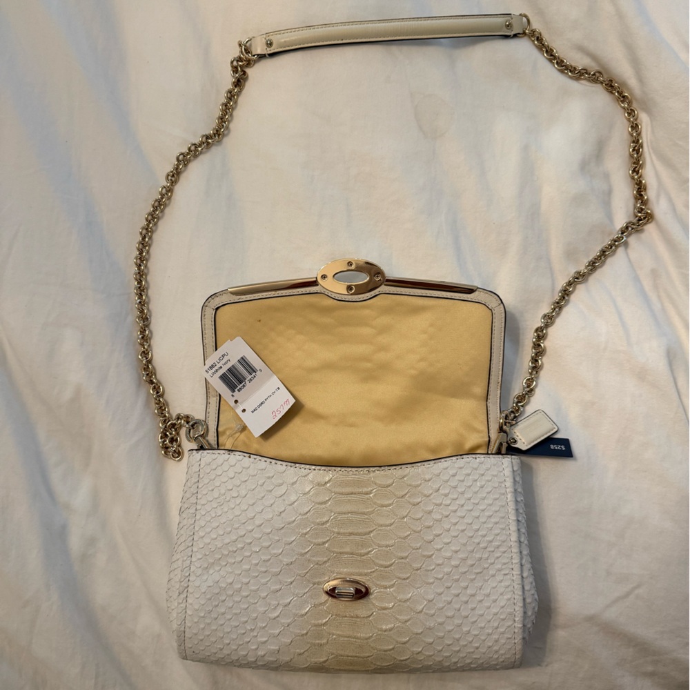 Coach Cream Python Textured Shoulder Bag with Gol… - image 4